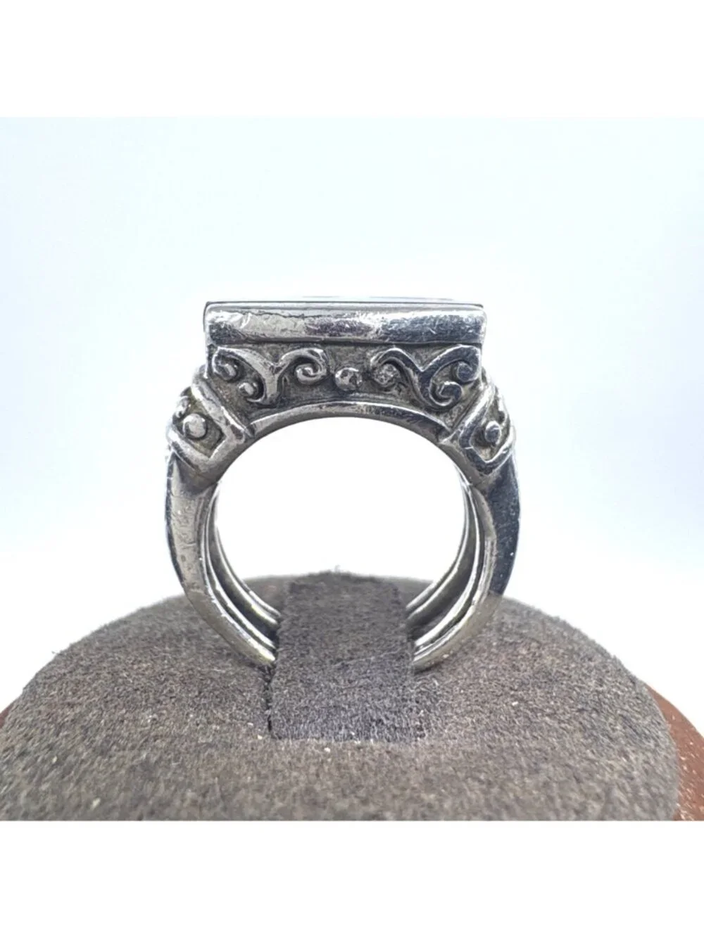 Black Onyx Scroll Beaded Shoulders Ring Sterling Silver 925 Size 5.5
